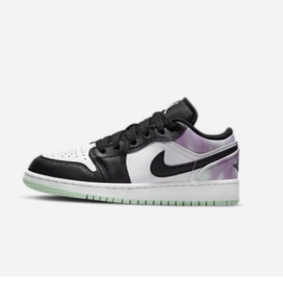 Air Jordan 1 Low